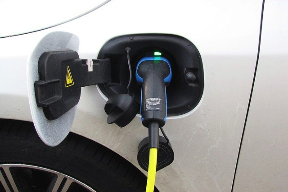 plug-in-2783574_640