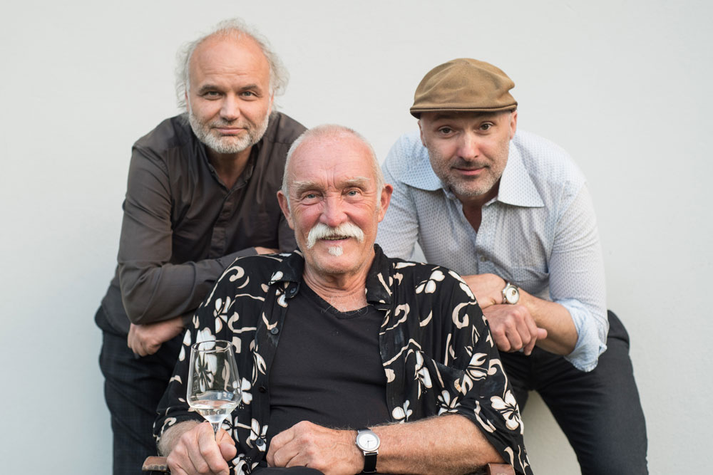 Trio-Urknall