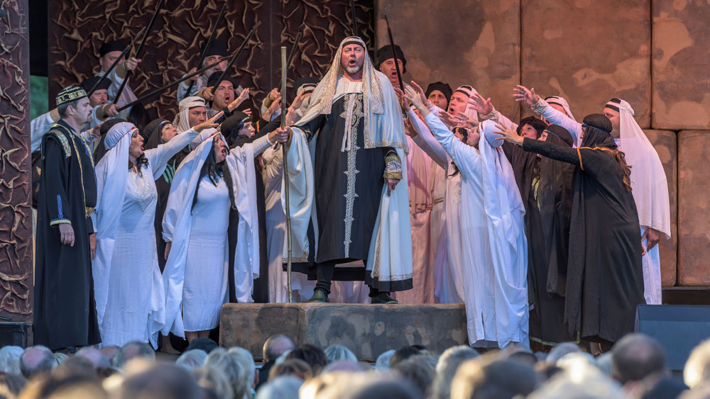 FOP-NAB-Festspieloper-Prag-NABUCCO-Jurij-Kruglov-als-Zaccharias-Foto-T.-Weber-web