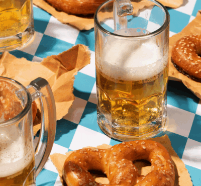 oktoberfest-arrangement-with-delicious-pretzel