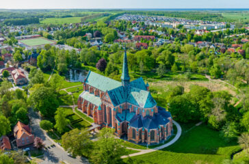 Aerial overview of Minster building and surrounding parc in Bad Doberan (Germany)