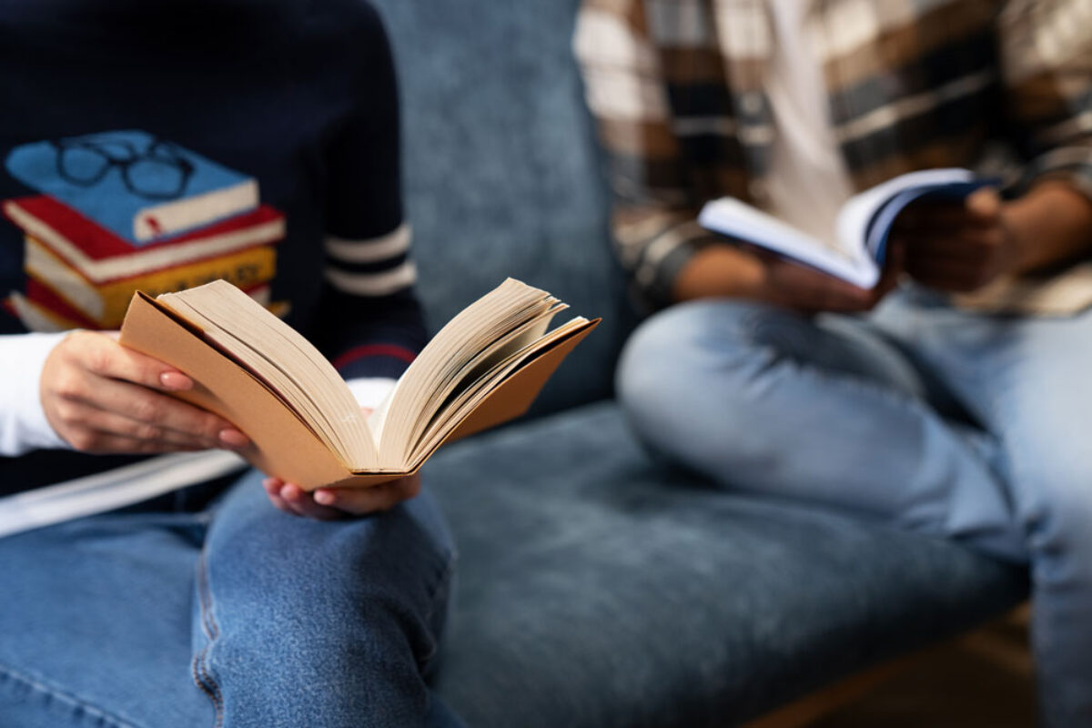 authentic-book-club-scene